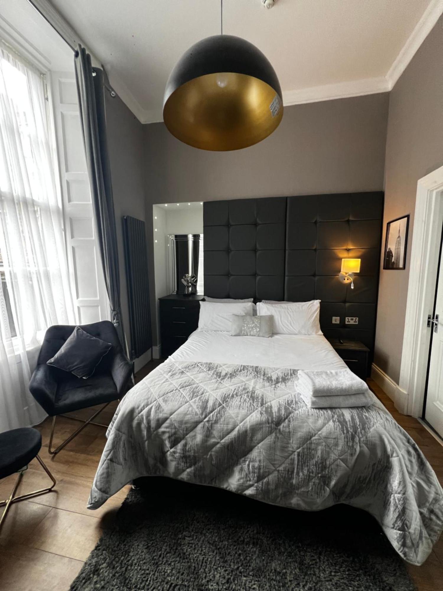 Amani Apartments - Glasgow City Centre Экстерьер фото