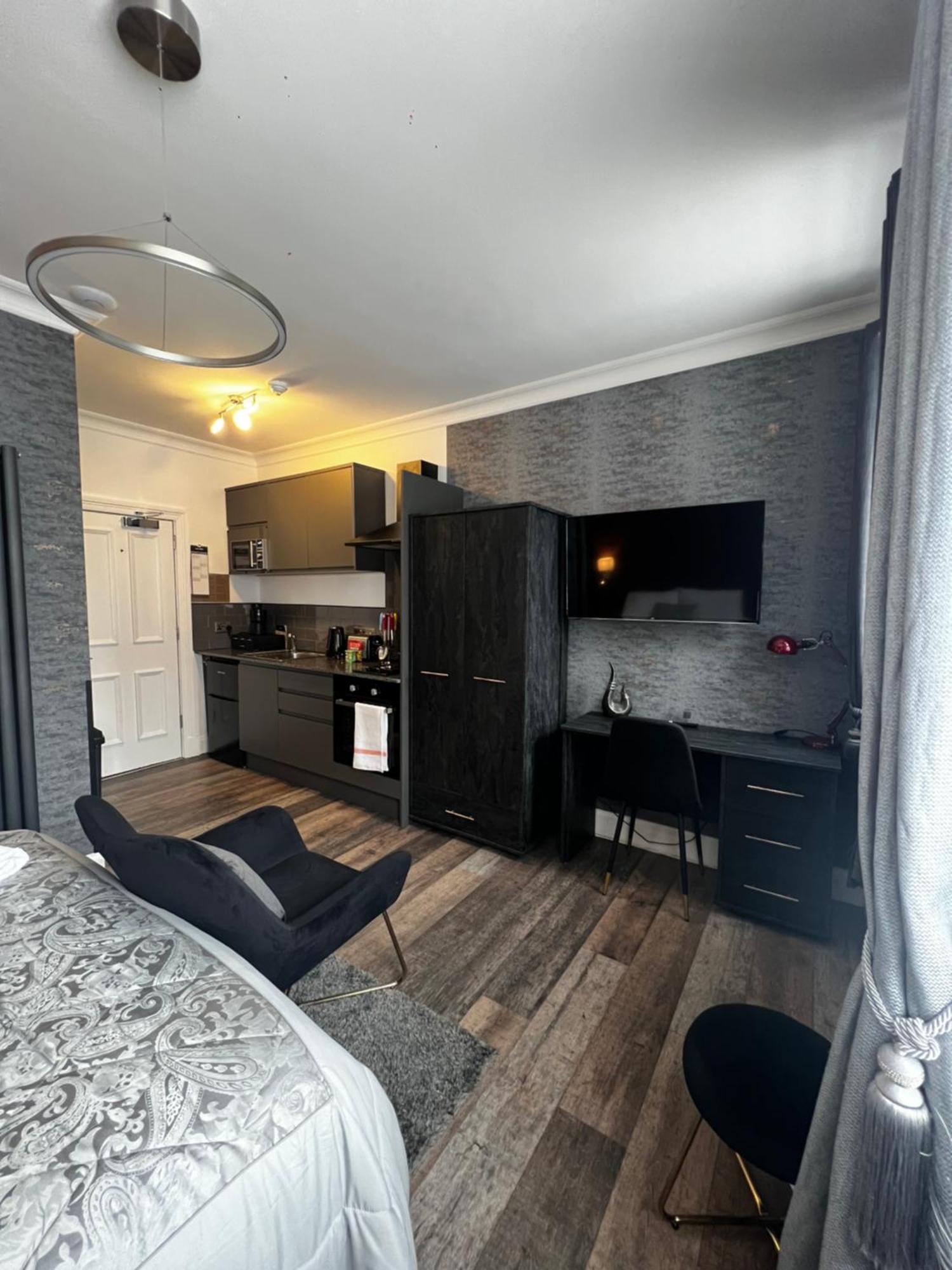 Amani Apartments - Glasgow City Centre Экстерьер фото