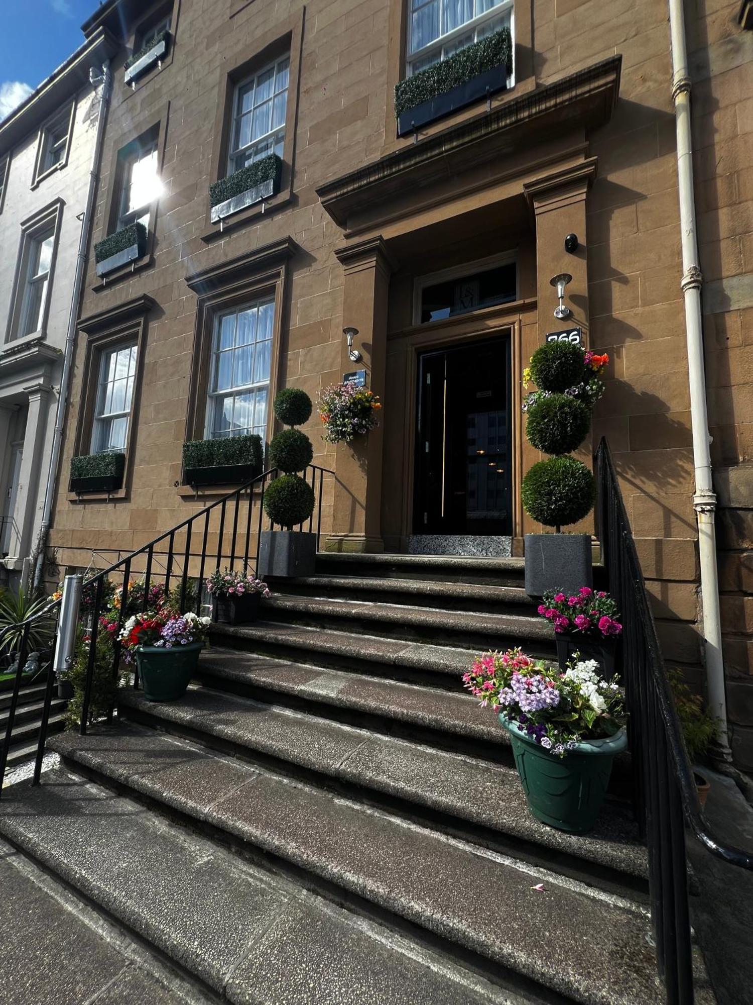 Amani Apartments - Glasgow City Centre Экстерьер фото