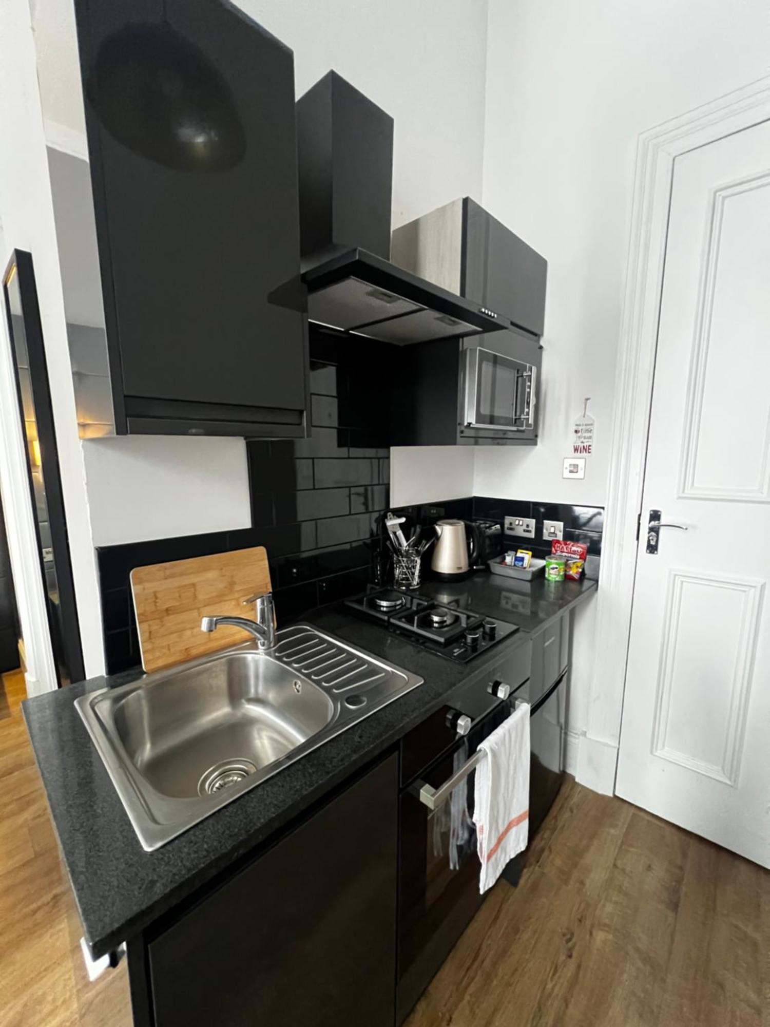 Amani Apartments - Glasgow City Centre Экстерьер фото